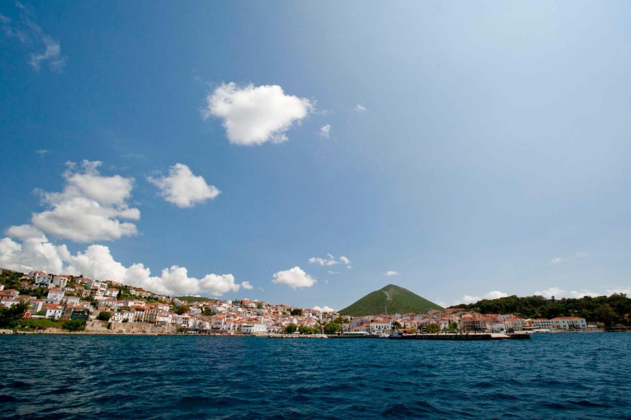 Nestor'S Studio House Pylos Exterior foto