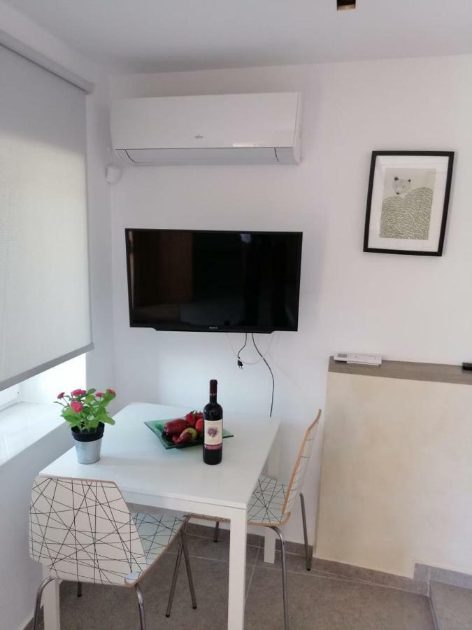 Nestor'S Studio House Pylos Exterior foto