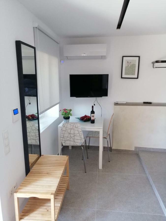 Nestor'S Studio House Pylos Exterior foto